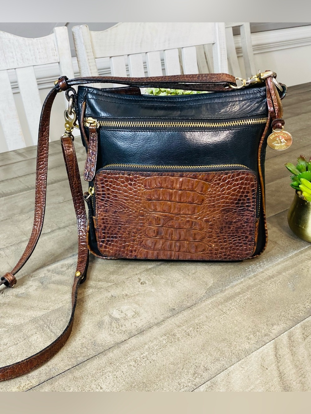 Brahmin Cleo Crossbody Bag Black Leather Brown Croc Embossed Shoulder Purse
